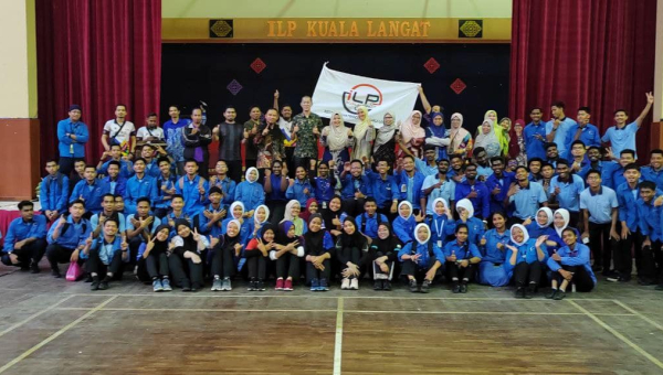 Penyampaian Amanat dan Majlis Penyerahan Bendera Kontinjen ILP Kuala Langat